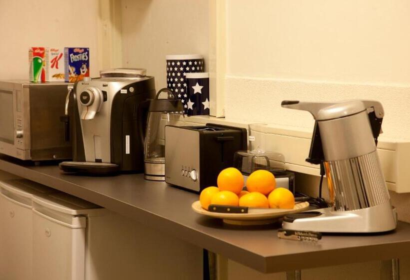 Superior suite with terrace, Raadhuis Dinther Suites