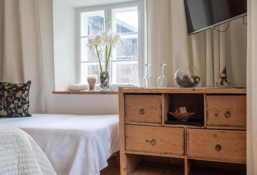 디럭스 룸, Bnb44 Only Rooms No Breakfast