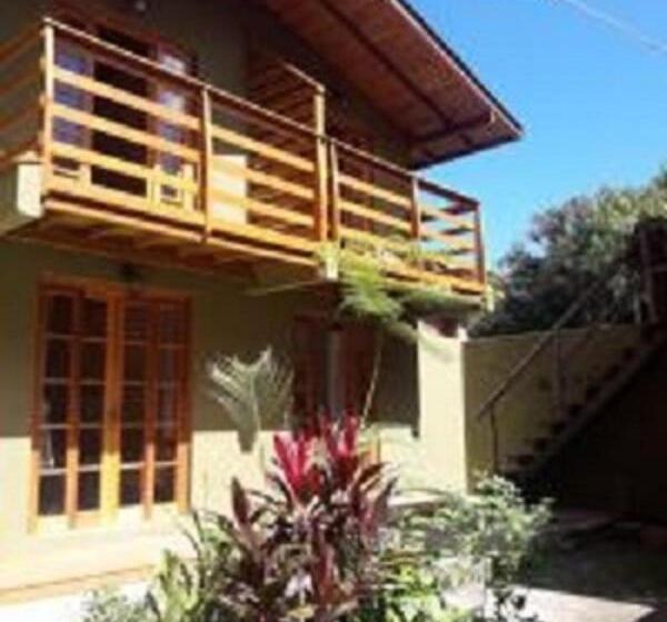 家庭间, Floripa Camping E Hostel