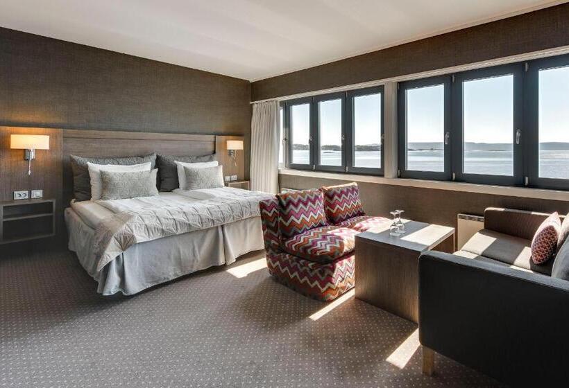 جناح جونيور مطلّ علي البحر, Holmen Fjordhotell