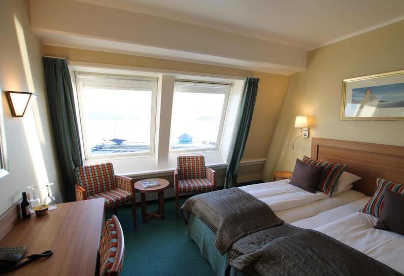 غرفة قياسية مطلّة علي البحر, Holmen Fjordhotell