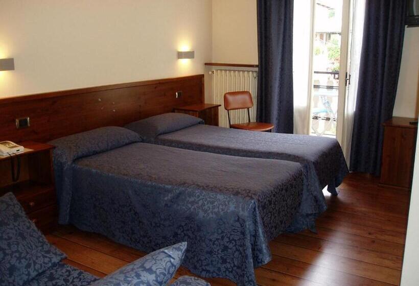 클래식 4인 룸, Albergo Delle Alpi