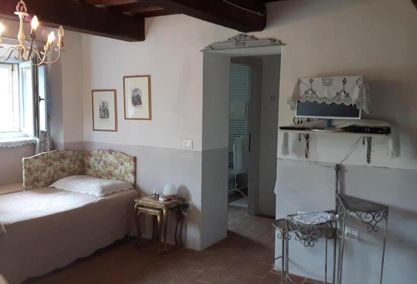 스탠다드 트리플 룸, B&b La Pace