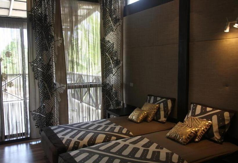 سوئیت 2 خوابه, Chaykovski Boutique H