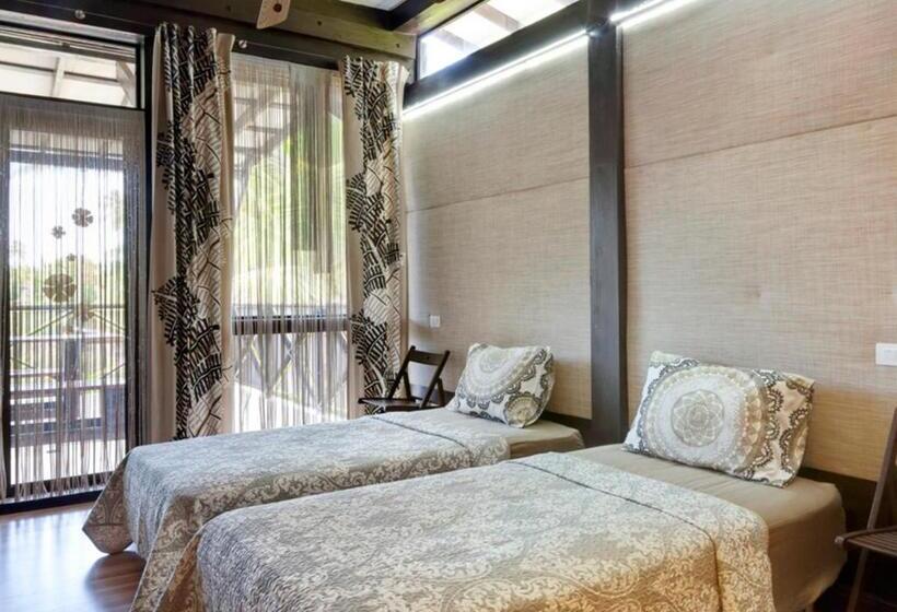 سوئیت 2 خوابه, Chaykovski Boutique H