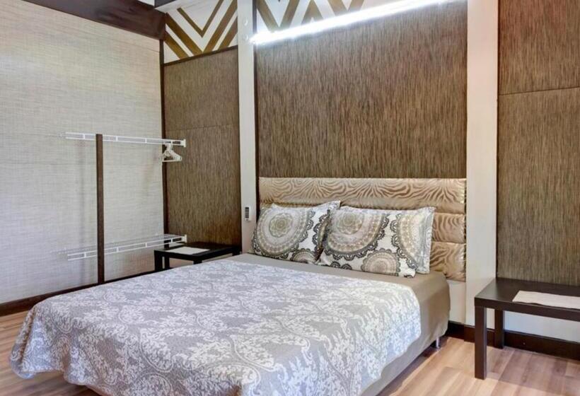 سوئیت 2 خوابه, Chaykovski Boutique H