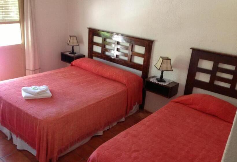 Номер Стандарт Трехместный, Colonial