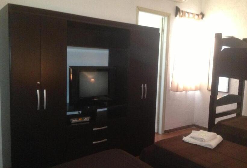 Четырехместный Номер Стандарт, Colonial