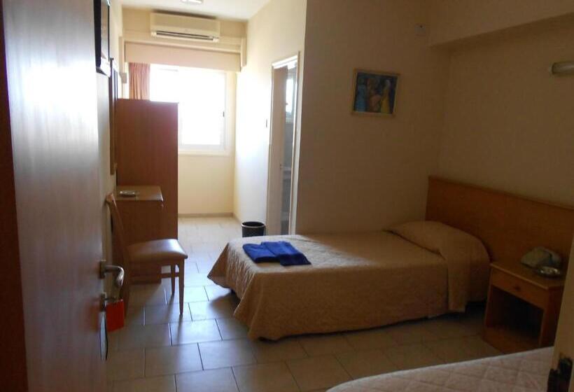 Номер Стандарт, Denis