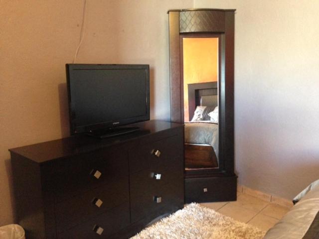 キングサイズベッドのスタンダードルーム, Isabela, Mag Bay