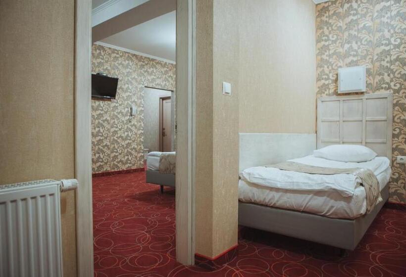 سوییت خانوادگی, Magnum