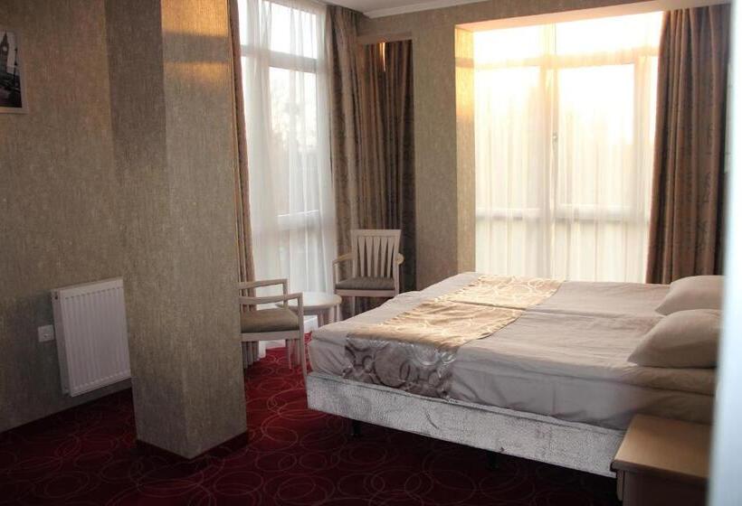 اتاق استاندارد, Magnum