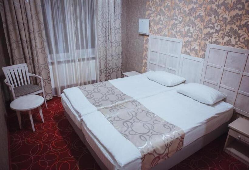 اتاق سوپریور, Magnum