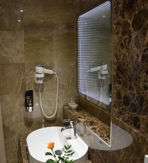 غرفة قياسية, Podlesí