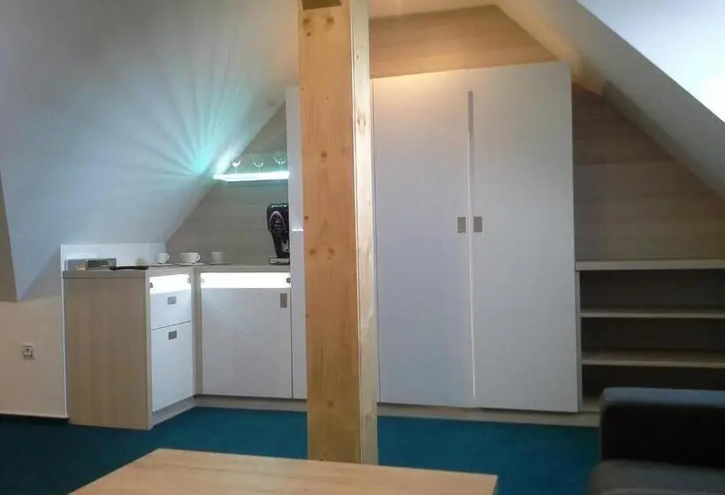Deluxe-huoneisto 1 Makuuhuone, Spa Hotel Podlesí   Walldorf A Pohádková Vesnička