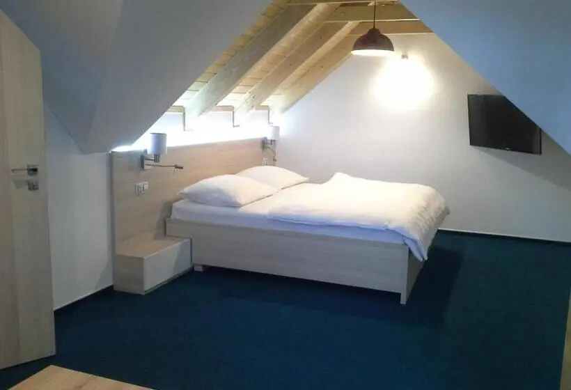 Deluxe-huoneisto 1 Makuuhuone, Spa Hotel Podlesí   Walldorf A Pohádková Vesnička