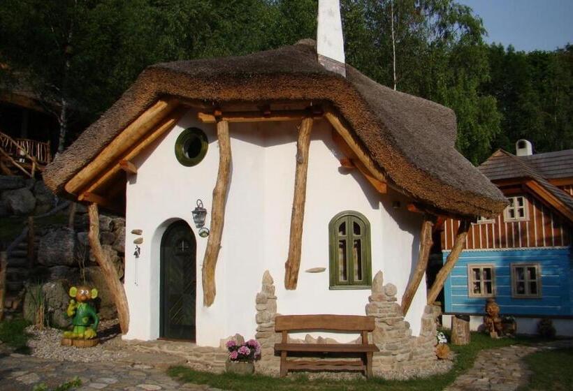 جناح عائلي, Podlesí