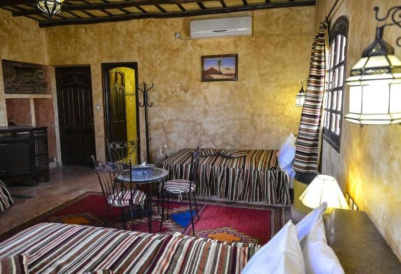 اتاق استاندارد سه نفره, Riad Nezha