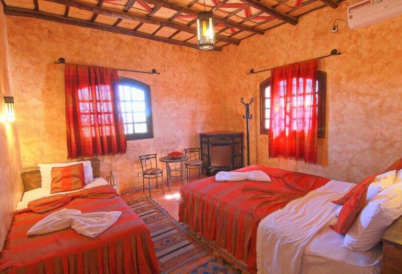 اتاق استاندارد سه نفره, Riad Nezha