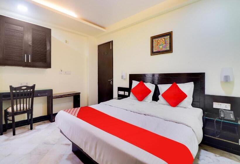 三人经典房间, Oyo Flagship Hotel Rudra Palace