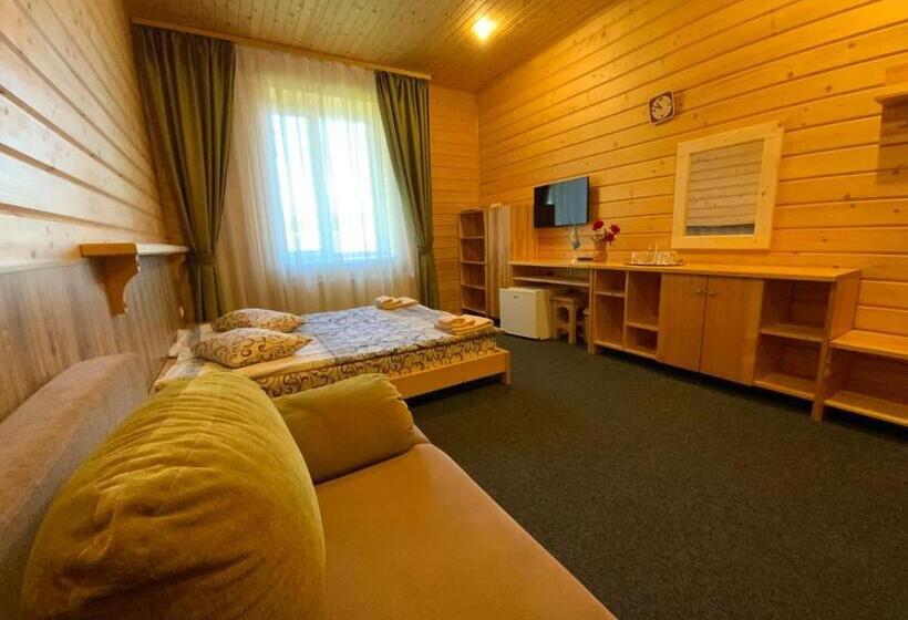 Четырехместный Номер Стандарт, туристичний комплекс ворохта 365 Turistichesky Kompleks Vorokhta 365