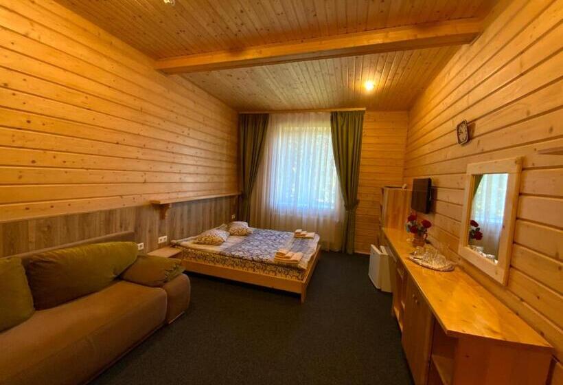 Четырехместный Номер Стандарт, туристичний комплекс ворохта 365 Turistichesky Kompleks Vorokhta 365