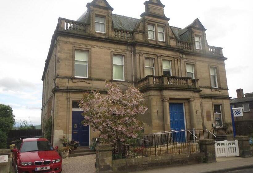 غرفة قياسية, Bank Guest House