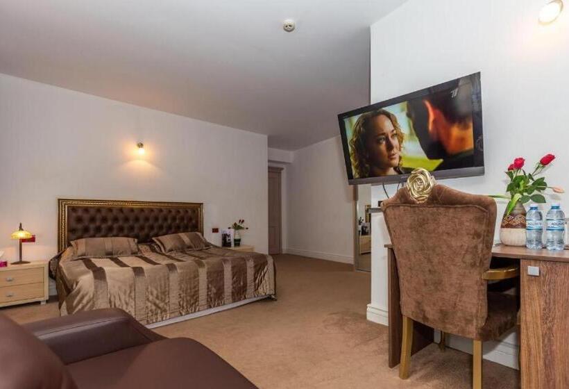 اتاق استاندارد با بالکن و چشمانداز دریا, Corner Inn