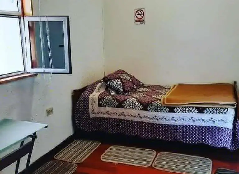 スタンダードシングルルーム, Hostal Cotroneo