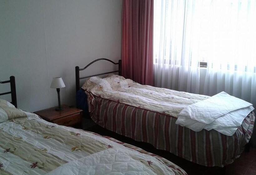 اتاق استاندارد, Hostal Cotroneo