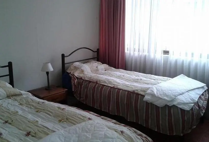 スタンダードルーム, Hostal Cotroneo