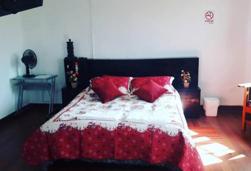 اتاق استاندارد, Hostal Cotroneo