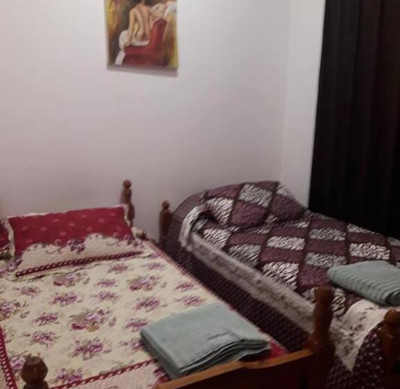 اتاق استاندارد, Hostal Cotroneo