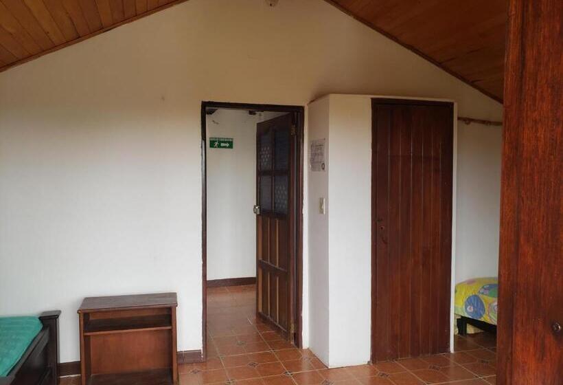 Семейный Номер, Hostal Pachamama
