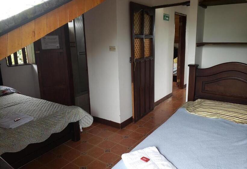 バルコニー付きスタンダードルーム, Hostal Pachamama