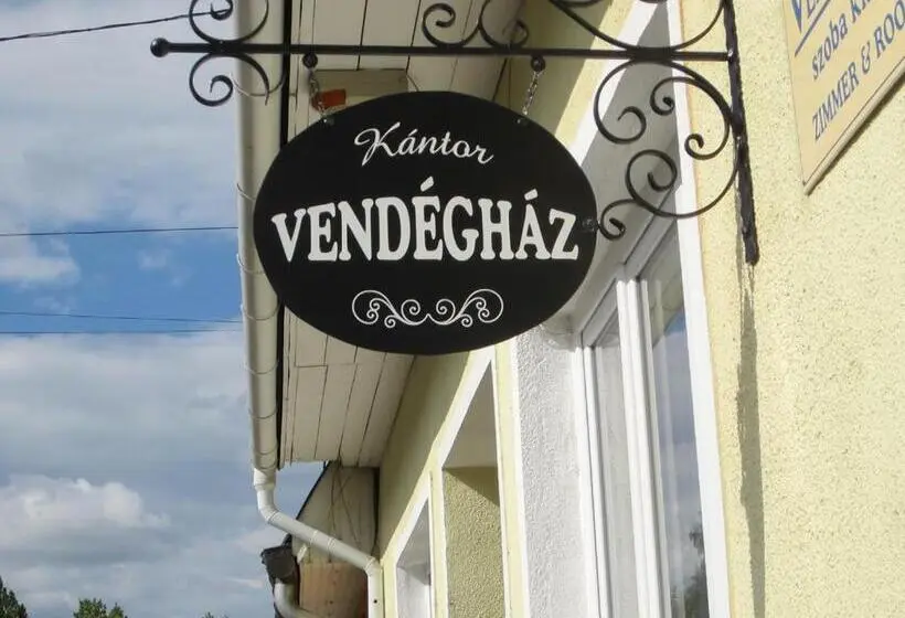 スタンダードルーム, Kántor Vendégház
