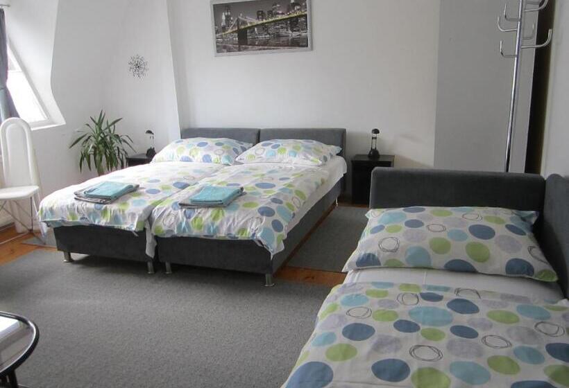 스탠다드 룸, Kántor Vendégház