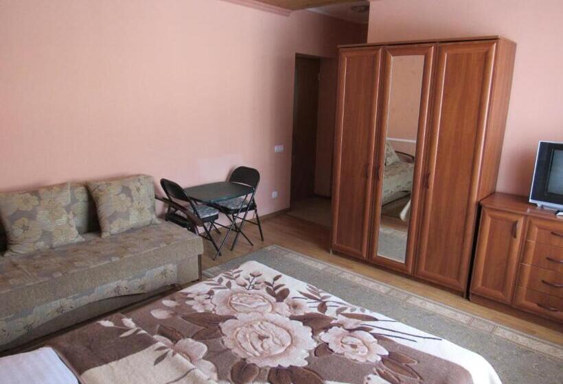 Номер Стандартный с Видом, U Neli