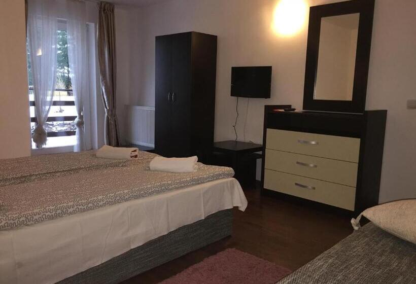 Четырехместный Номер Стандарт, Vila Giulia