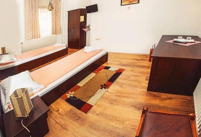 Quarto standard, Pensiunea Pedro