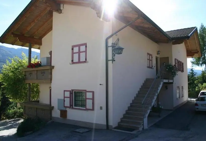１階の１ベッドルームアパートメント, Villa Mirabell