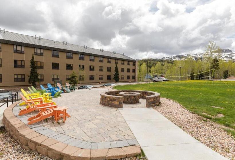 Студио Стандарт с Видом, King Suite   4 Guest   Hot Tub   Pool   Free Shuttle   Cedar Breaks Lodge