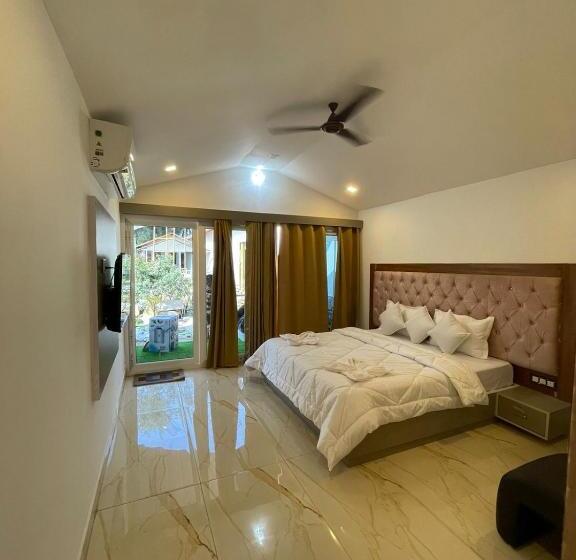 غرفة قياسية مطلّة علي الحديقة, Luxurious Beach Resort Agonda