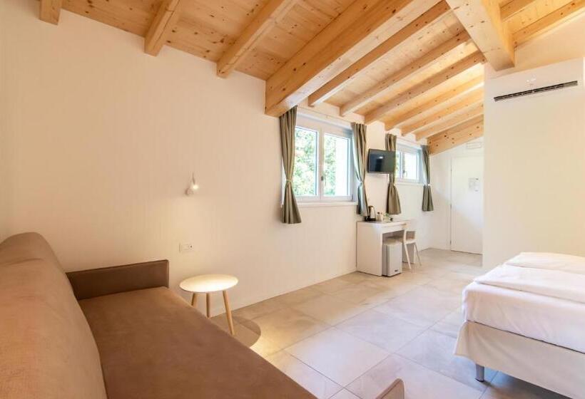 غرفة قياسية, R&b Al Lago