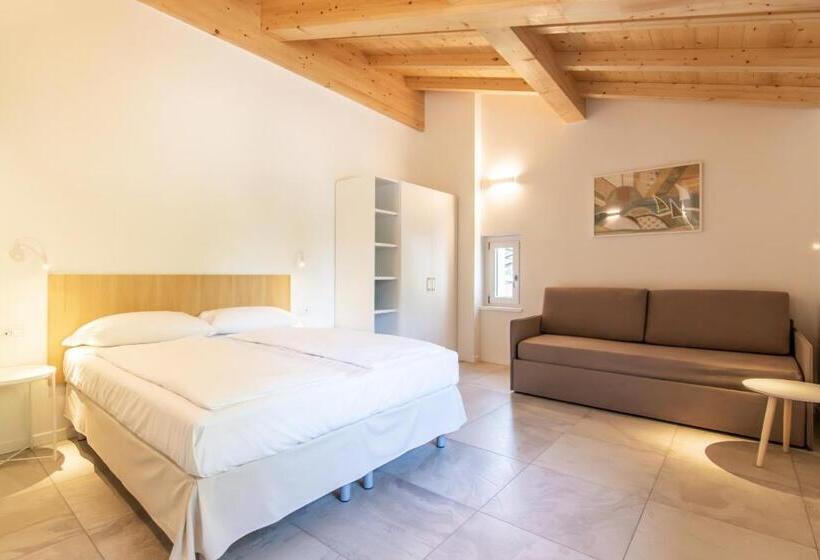 غرفة قياسية, R&b Al Lago