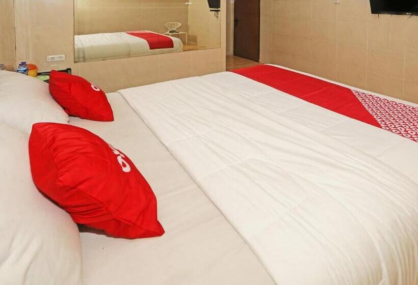 סוויטה דלוקס, Ciputat By Oyo