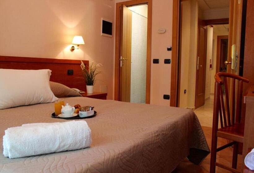 غرفة قياسية, Jole Beach