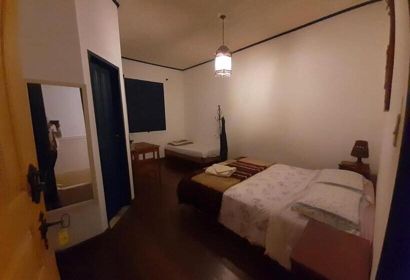 经济房, Pousada Naif