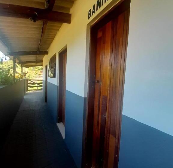 带共用浴室的标准房间, Pousada Naif