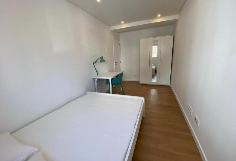 Standard room with outdoor bath, Carcavelos Beach Walking Distance Room